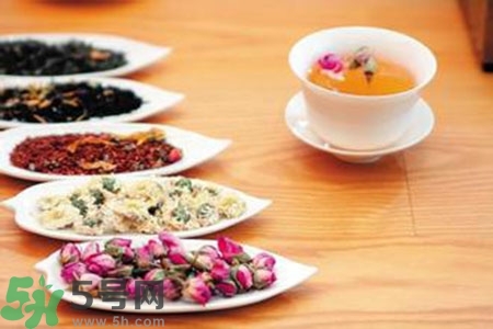 女性秋季養(yǎng)生喝什么茶？適合女性秋季飲用的茶品推薦