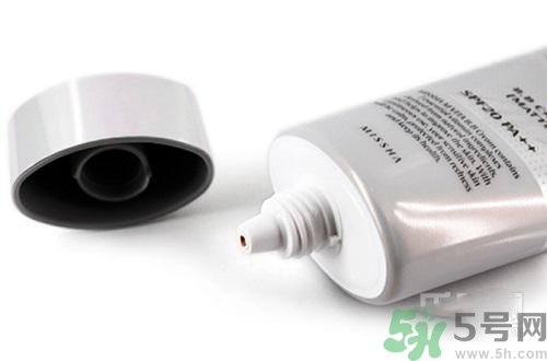 bb霜可以直接涂臉上嗎？bb霜可以持續(xù)多久？