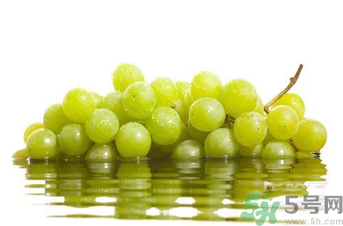 葡萄不能和什么一起吃？葡萄的食用禁忌