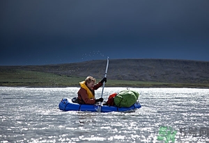 漂流可以穿拖鞋嗎?漂流穿什么拖鞋子好 漂流可以穿拖鞋嗎?漂流穿什么拖鞋子好