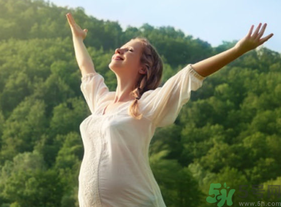 孕婦濕氣重怎么辦？孕婦濕氣重的表現(xiàn)癥狀？