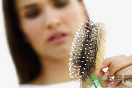 生完寶寶掉頭發(fā)怎么辦？生完寶寶掉頭發(fā)原因？