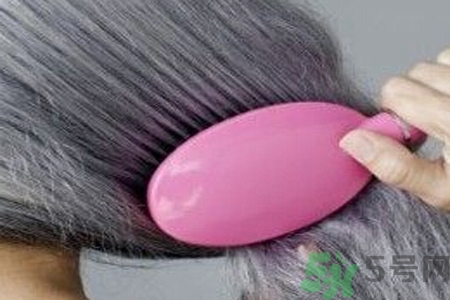 生完寶寶白頭發(fā)的原因？生完寶寶白頭發(fā)怎么辦？