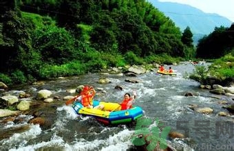 漂流可以穿裙子嗎?漂流穿裙子會(huì)怎么樣 漂流可以穿裙子嗎?漂流穿裙子會(huì)怎么樣