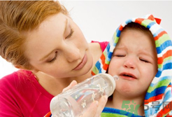 小兒肺熱的癥狀？如何預(yù)防小兒肺熱？