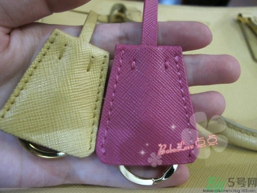 prada包包真假鑒別 prada包包真假鑒辨別圖 prada包包真假鑒別 prada包包真假鑒辨別圖