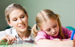 孩子性格內(nèi)向懦弱怎么辦？孩子性格內(nèi)向懦弱的原因？