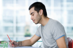 男人腎虛的癥狀及原因？男人腎虛怎么調(diào)理？