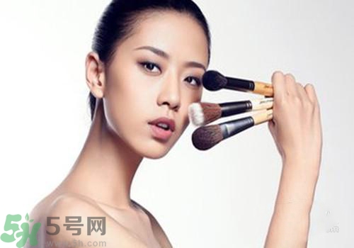 cc霜和bb霜能一起用嗎？cc霜和bb霜的使用順序