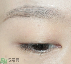 戴眼鏡怎么化妝？眼鏡妝怎么畫