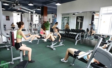 女生可以練腹肌嗎？女生怎么練腹??？