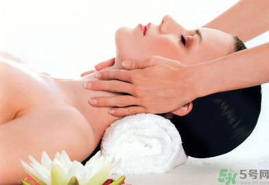 乳腺增生是怎么引起的？乳腺增生如何調(diào)理？