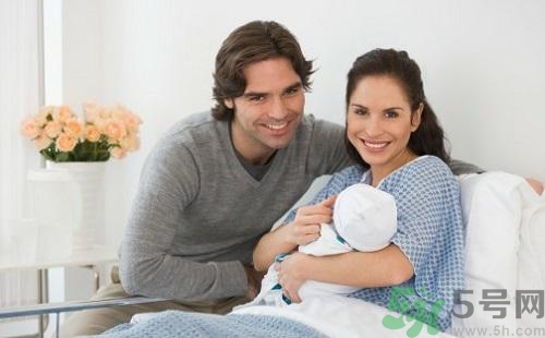 秋天坐月子怎么穿衣服？秋天坐月子注意事項(xiàng)