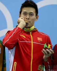 服用興奮劑尿液是紫色的嗎？喝了興奮劑尿液會(huì)變成紫色嗎？