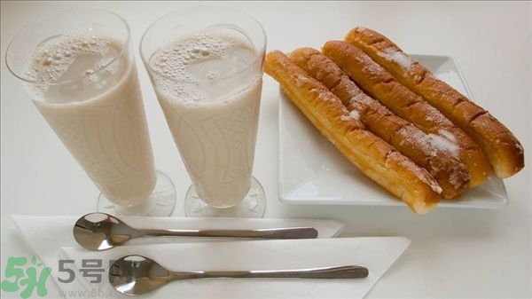 早上喝豆奶好嗎？晚上喝豆奶好嗎？