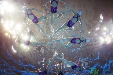 不會(huì)游泳可以去水上樂(lè)園嗎？不會(huì)游泳能去游泳館玩？