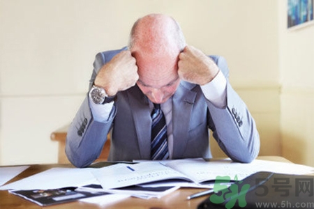 脫發(fā)是什么？脫發(fā)的癥狀有哪些？