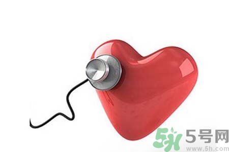 先天性心臟病是什么？先天性心臟病的癥狀有哪些？