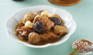 板栗燉鴨好還是燉雞好？栗子燒雞的家常做法