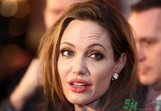 女人絕經后會老的很快嗎？女人絕經后吃什么延緩衰老？