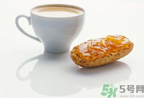 帶狀皰疹可以喝牛奶嗎？帶狀皰疹喝牛奶好不好？