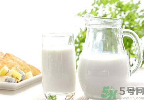 帶狀皰疹可以喝牛奶嗎？帶狀皰疹喝牛奶好不好？