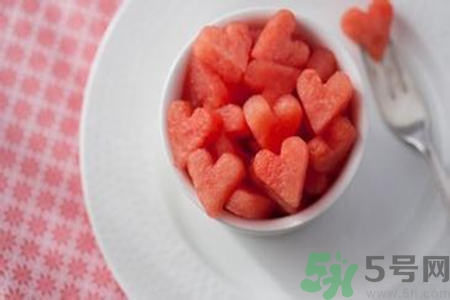 秋季為什么不能吃瓜？秋季吃瓜有什么危害？