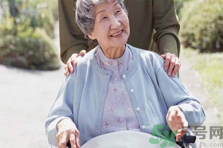 帕金森的易發(fā)人群有哪些？如何預(yù)防帕金森？