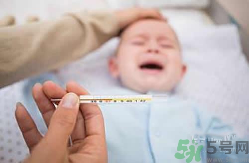 寶寶發(fā)燒多少度要吃退燒藥？寶寶發(fā)燒退燒藥多久吃一次？