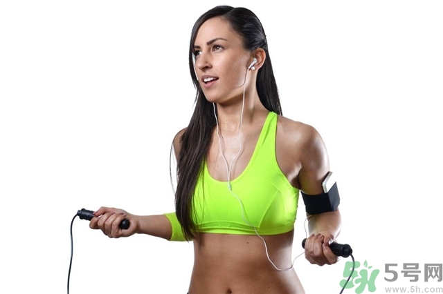 跳繩會(huì)讓胸部下垂嗎？跳繩會(huì)導(dǎo)致胸下垂嗎？