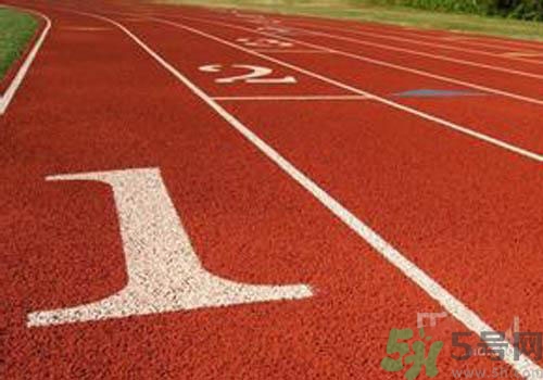 新鞋的塑膠味怎么去除？新鞋有塑膠味怎么辦？