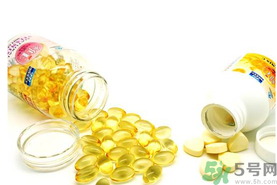 魚肝油可以補(bǔ)鈣嗎？魚肝油可以和鈣片一起吃嗎？