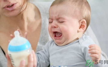 寶寶秋季腹瀉怎么辦？預(yù)防寶寶秋季腹瀉的小竅門