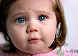 寶寶秋季過敏性皮炎是什么引起的？寶寶秋季過敏性皮炎的預防及治療