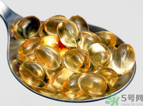 寶寶吃魚肝油會(huì)拉肚子嗎？寶寶吃魚肝油拉肚子怎么辦？