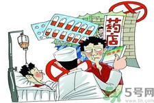 運動員感冒一天吃6片抗生素需要注意什么？抗生素吃多了會怎么樣？