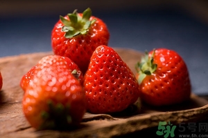 吃草莓會(huì)長胖嗎?草莓的熱量是多少