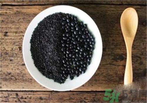 眼睛干澀吃什么好？眼睛疲勞吃什么好？