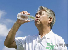 老人秋季如何養(yǎng)生？老人秋季養(yǎng)生吃什么好？