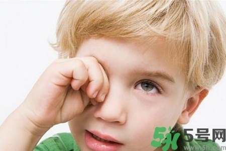 寶寶為什么會感染紅眼病？寶寶患紅眼病如何治療？