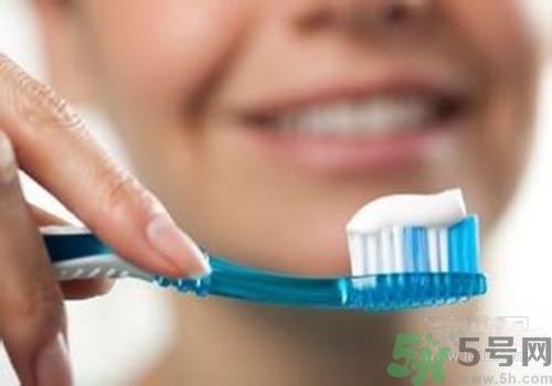 牙齒矯正后怎么刷牙？牙齒矯正后注意事項(xiàng)