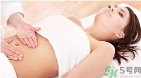 艾灸可以治療宮寒嗎？艾灸治療宮寒的四大穴位解析