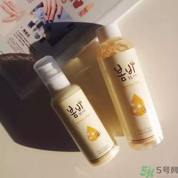 春雨水乳好用嗎？春雨蜂蜜水乳怎么樣？