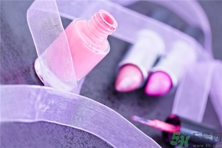 口紅掉色正常嗎？口紅掉色好還是不掉色好？