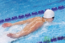 游泳能改善膝關(guān)節(jié)踝關(guān)節(jié)損傷嗎？游泳對膝關(guān)節(jié)炎有益嗎？