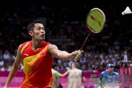 打羽毛球傷腰嗎？腰痛可以打羽毛球嗎？