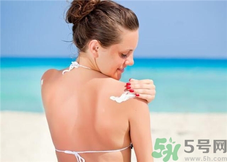 為什么露天游泳后全身紅腫出水皰? 為什么露天游泳后全身紅腫出水皰?