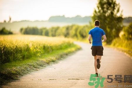 大量排汗真的可以抗癌嗎？運(yùn)動(dòng)可以防癌嗎？