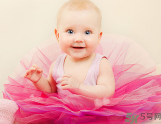 寶寶長(zhǎng)蘚是怎么回事？寶寶長(zhǎng)蘚怎么辦？