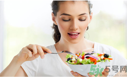 秋季如何保養(yǎng)腸胃？秋季吃什么對腸胃好？